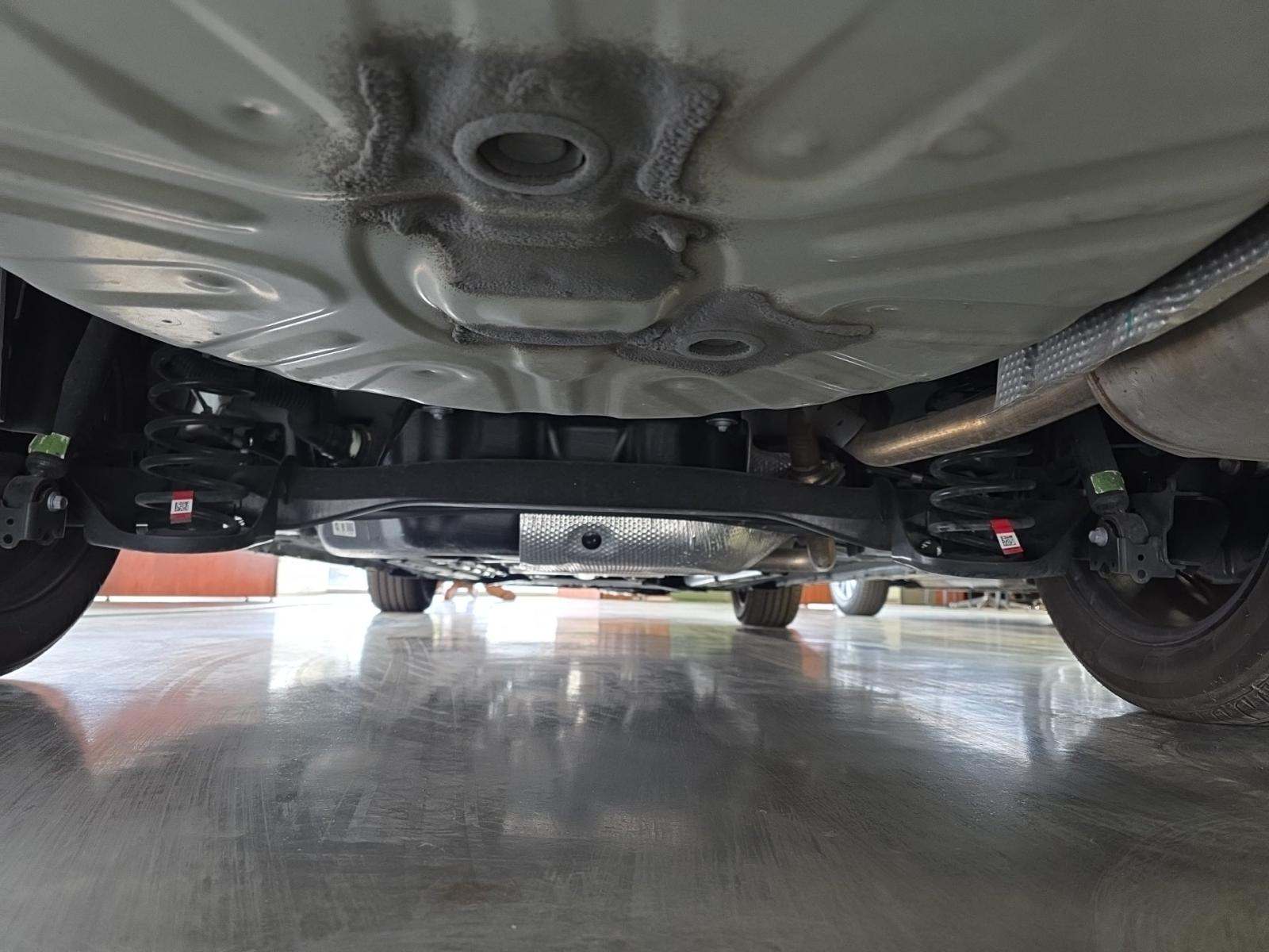 2025 Toyota Corolla LE FWD