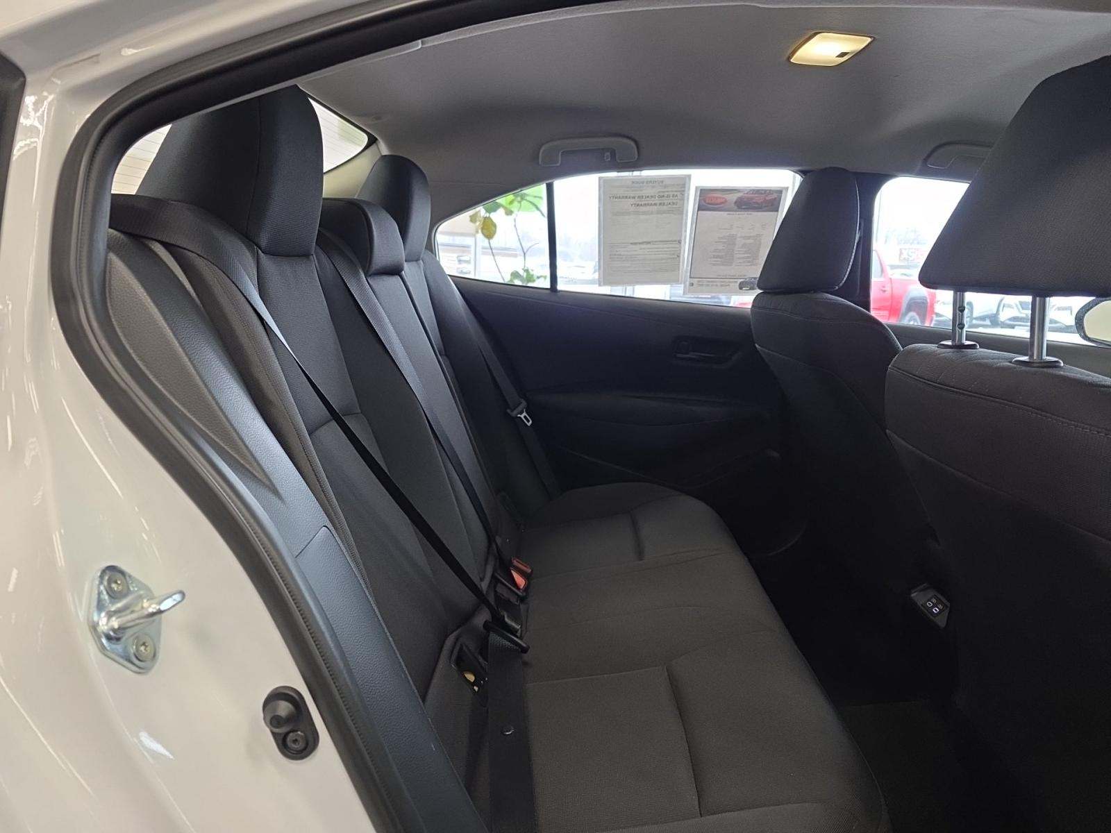 2025 Toyota Corolla LE FWD