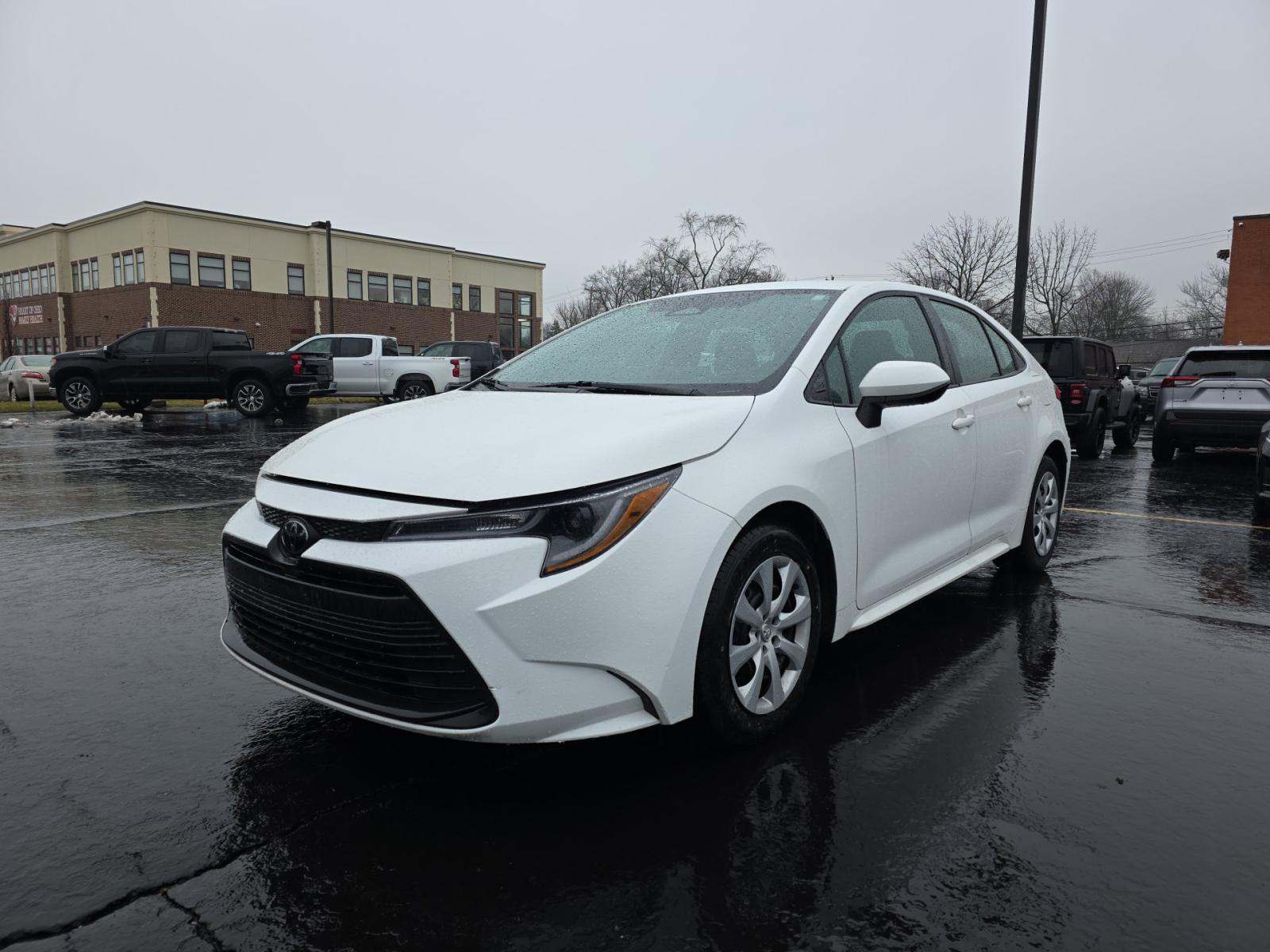 2024 Toyota Corolla LE FWD