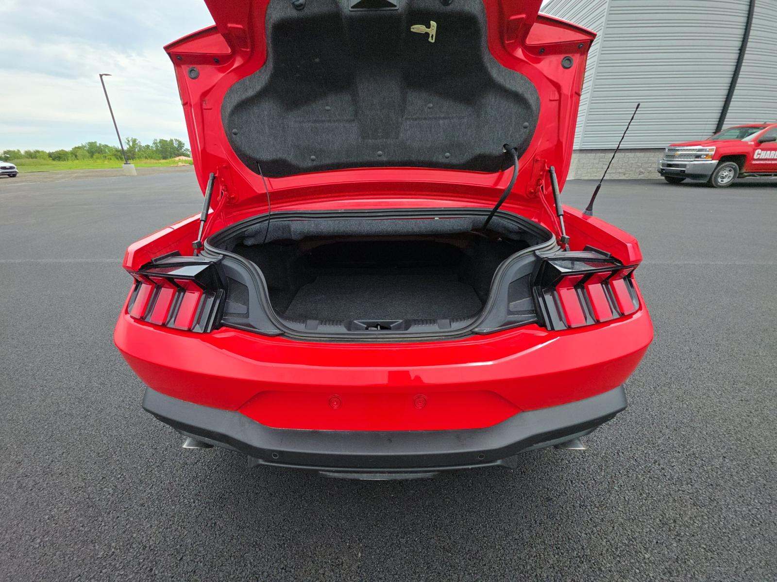 2025 Ford Mustang EcoBoost Premium RWD
