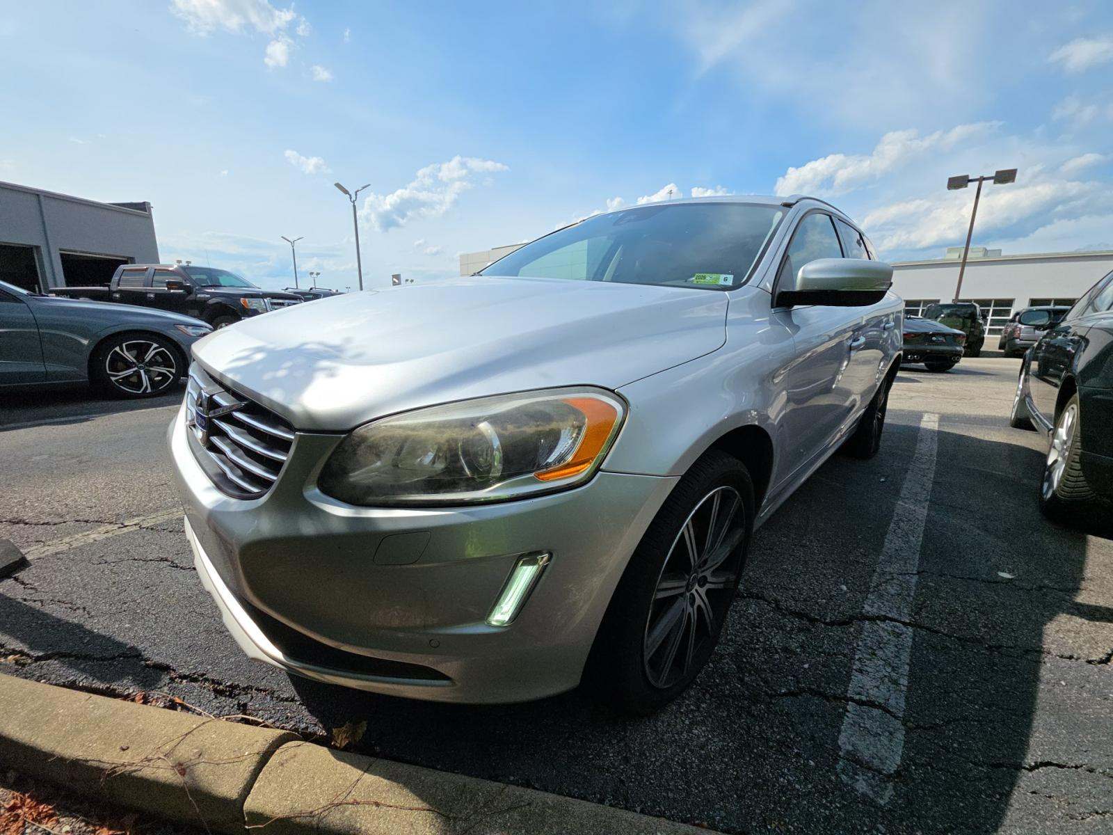 2017 Volvo XC60 T6 Inscription AWD