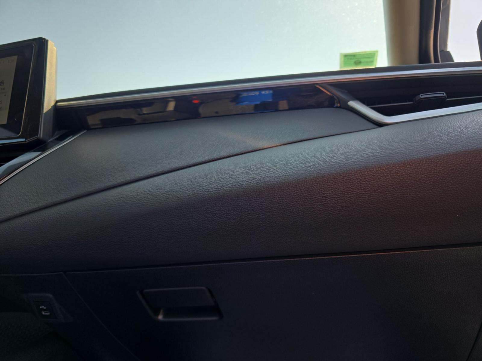 2024 Toyota Corolla LE FWD