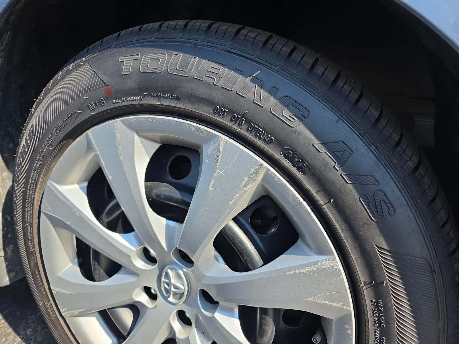 2024 Toyota Corolla LE FWD