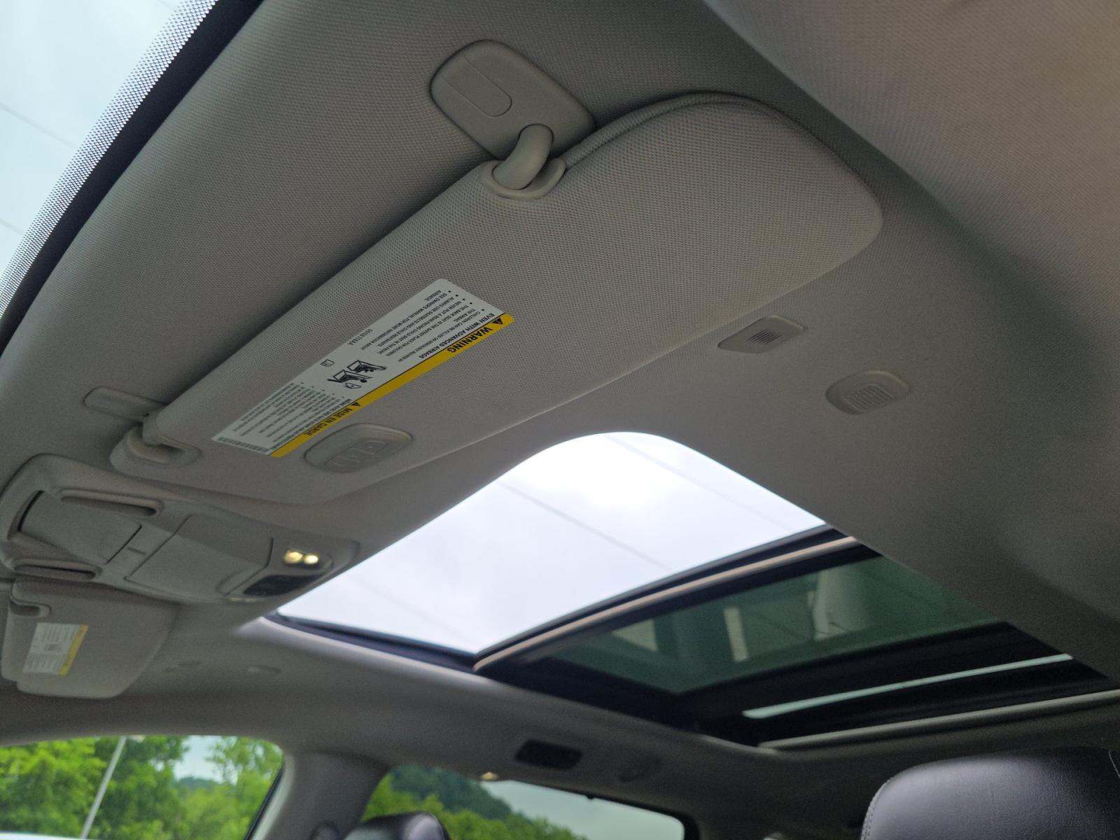 2019 Chrysler Pacifica Limited FWD