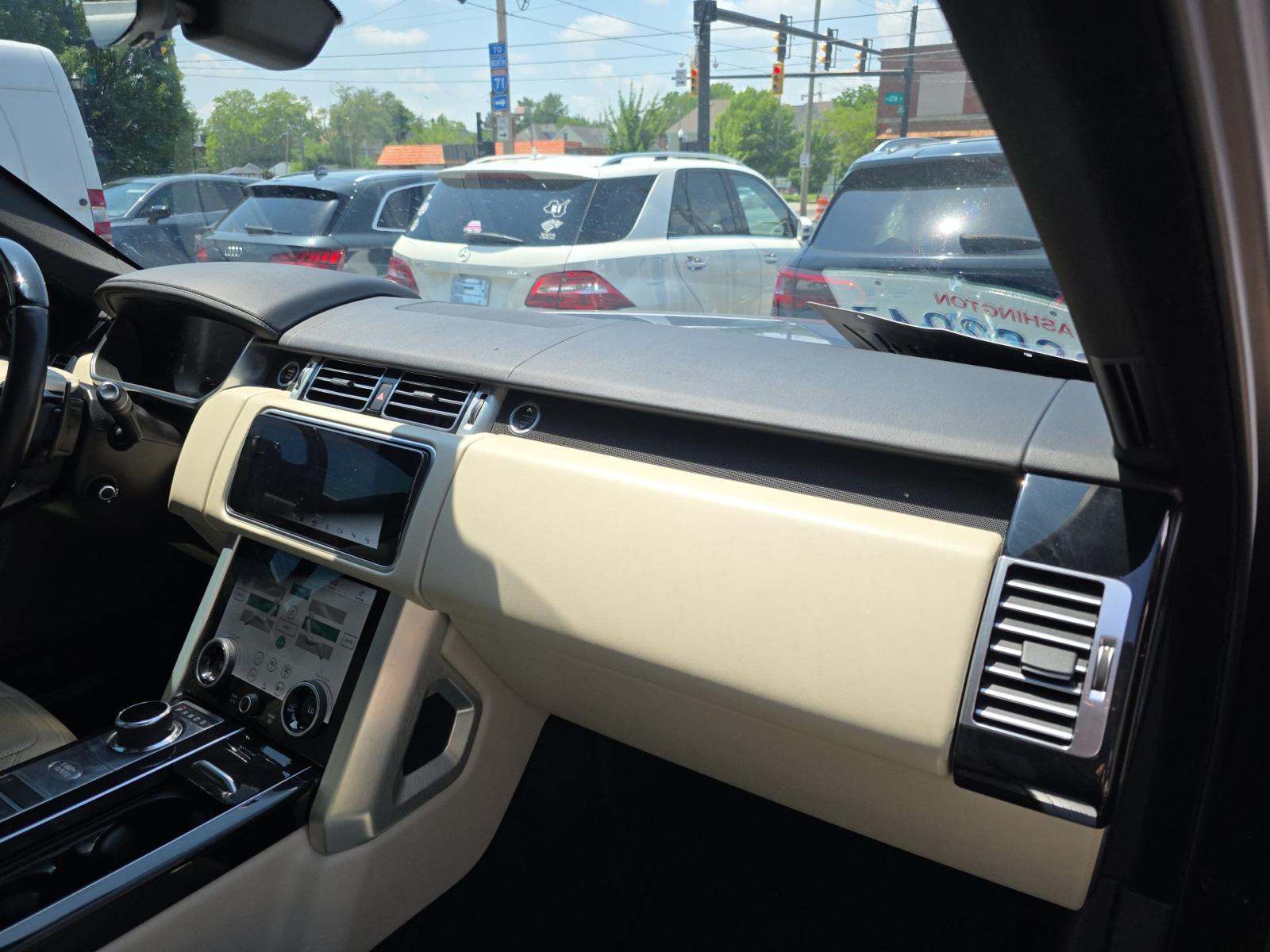 2021 Land Rover Range Rover P525 Westminster AWD