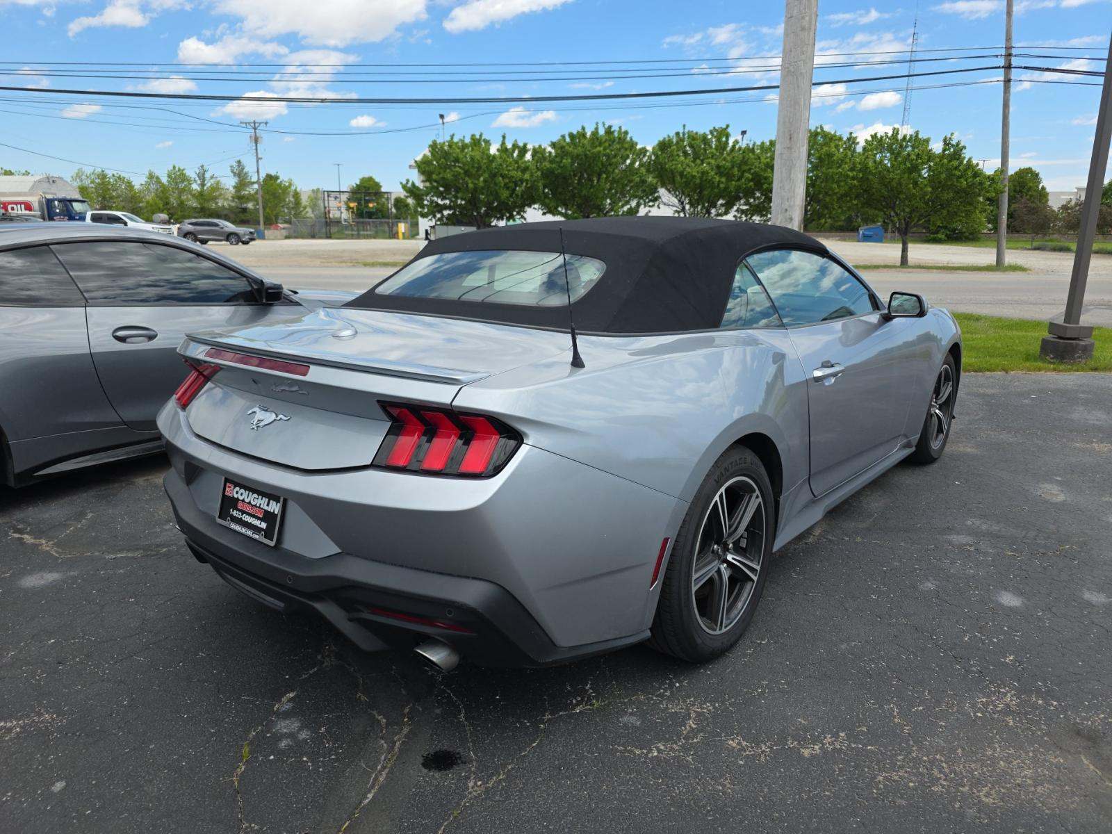 FORD MUSTANG - 3