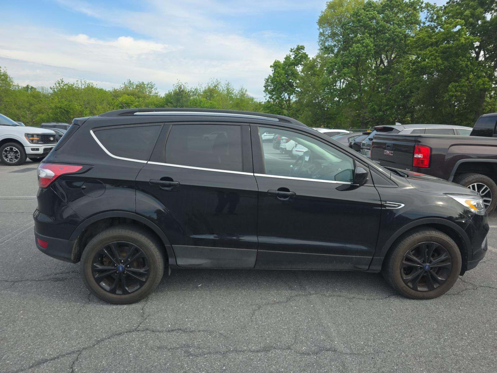 FORD ESCAPE - 4