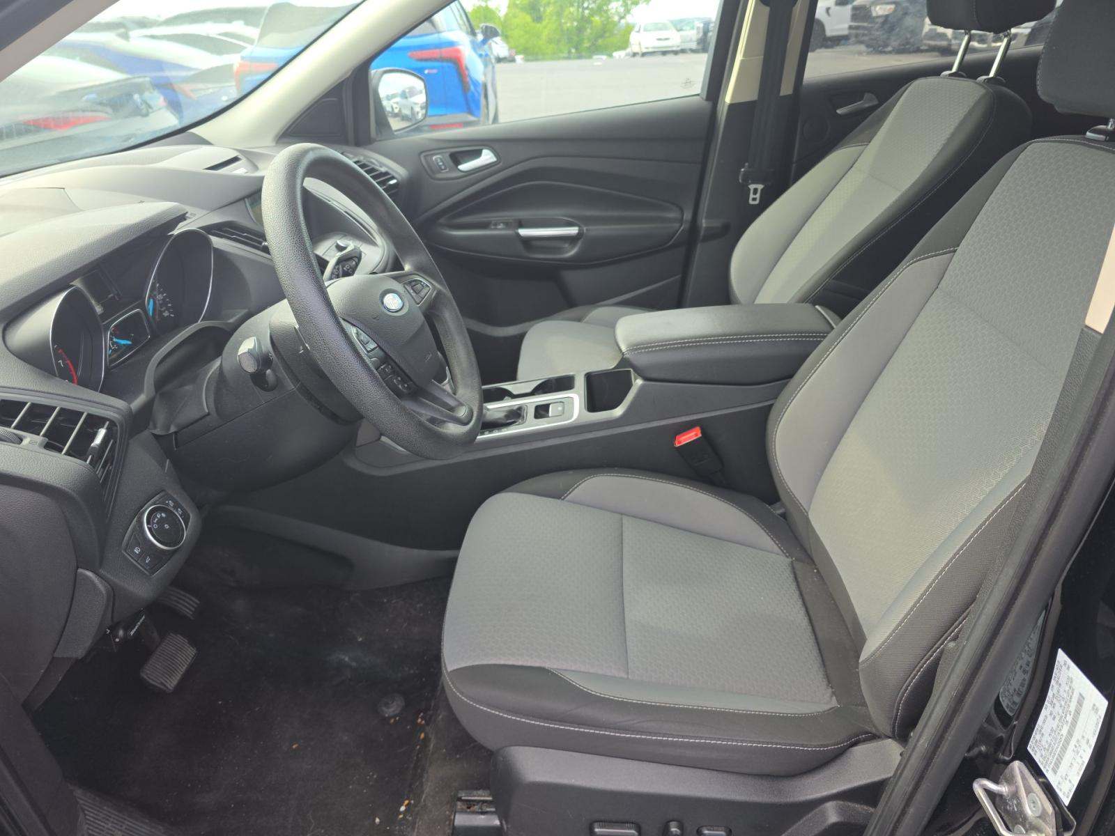 FORD ESCAPE - 6