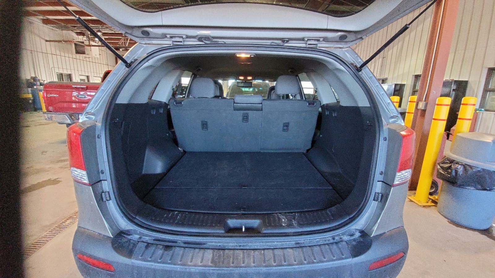 2012 Kia Sorento LX FWD