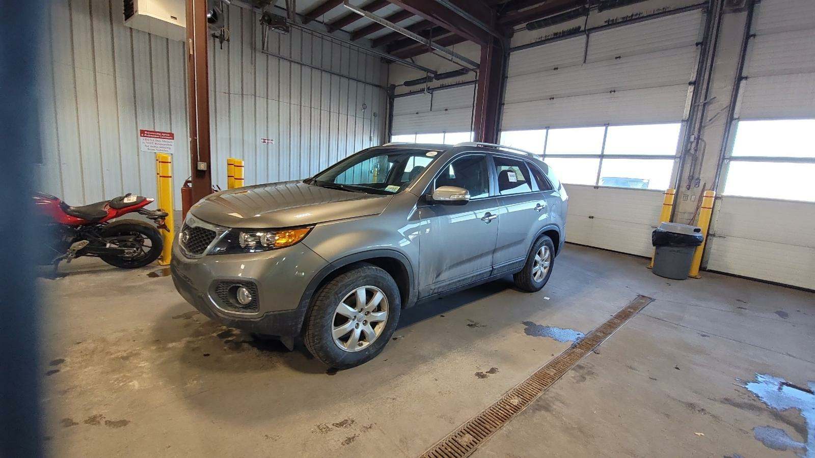 2012 Kia Sorento LX FWD