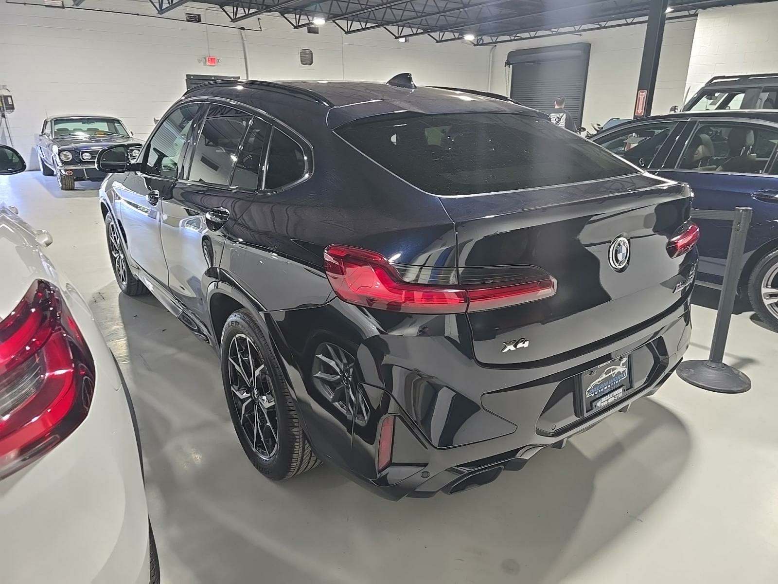 2023 BMW X4 M40i AWD