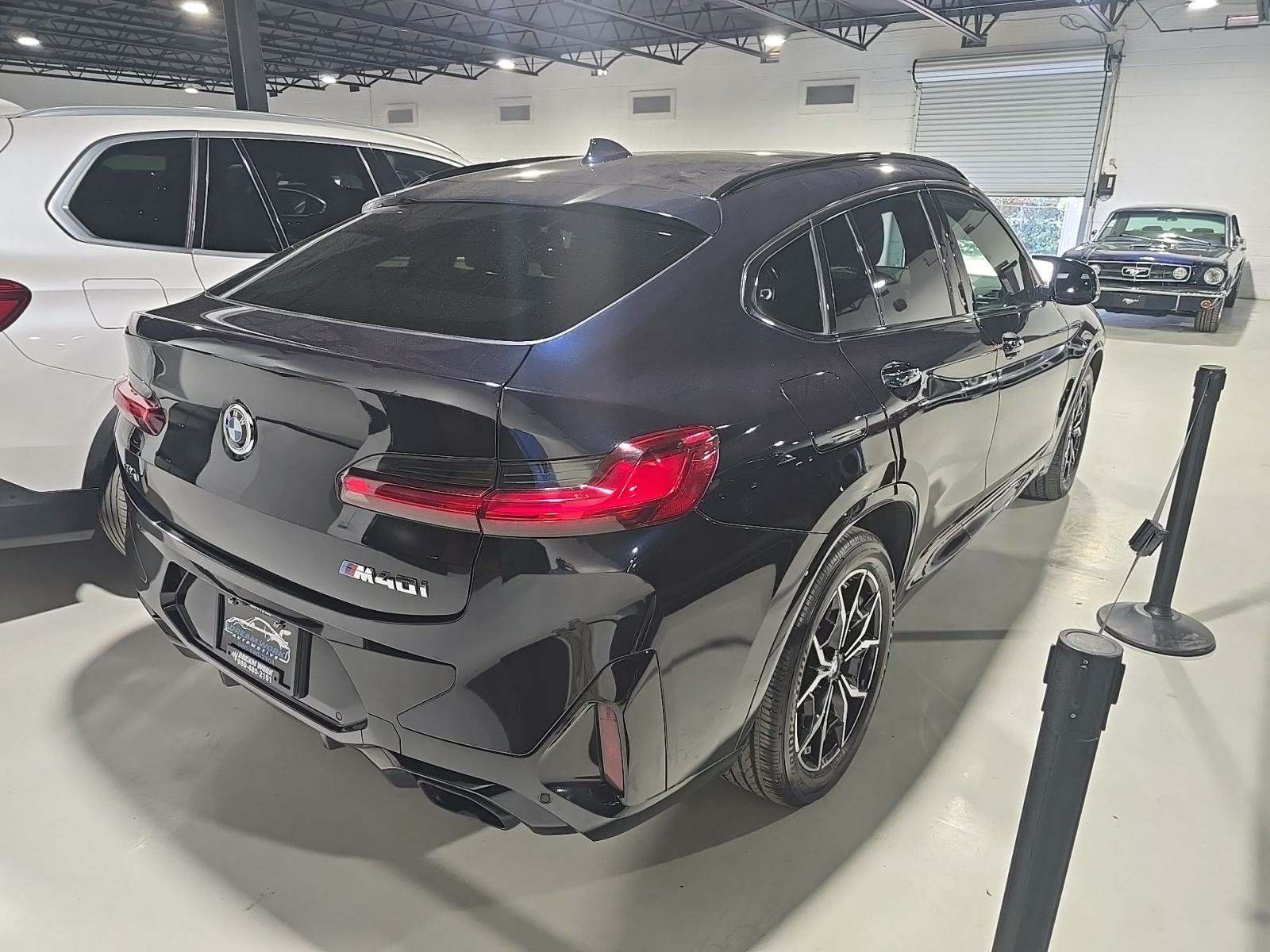 2023 BMW X4 M40i AWD