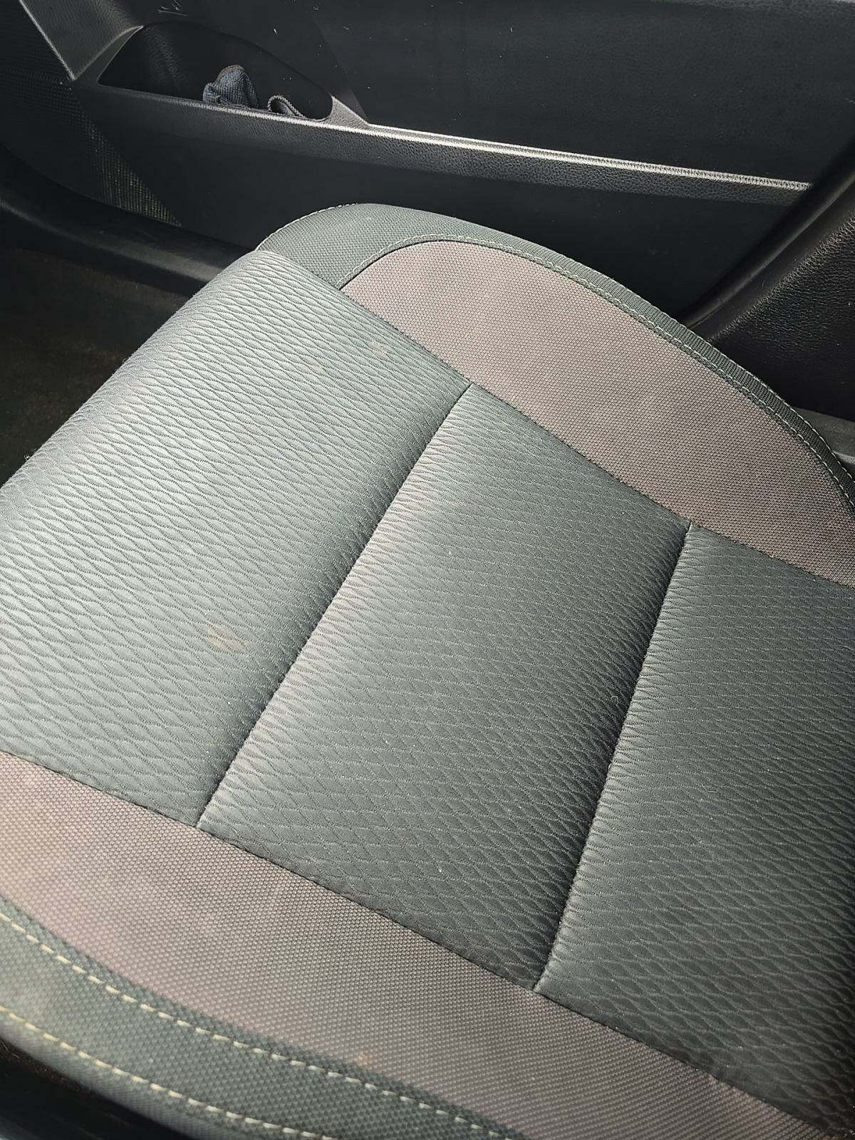 2018 Toyota Corolla LE FWD