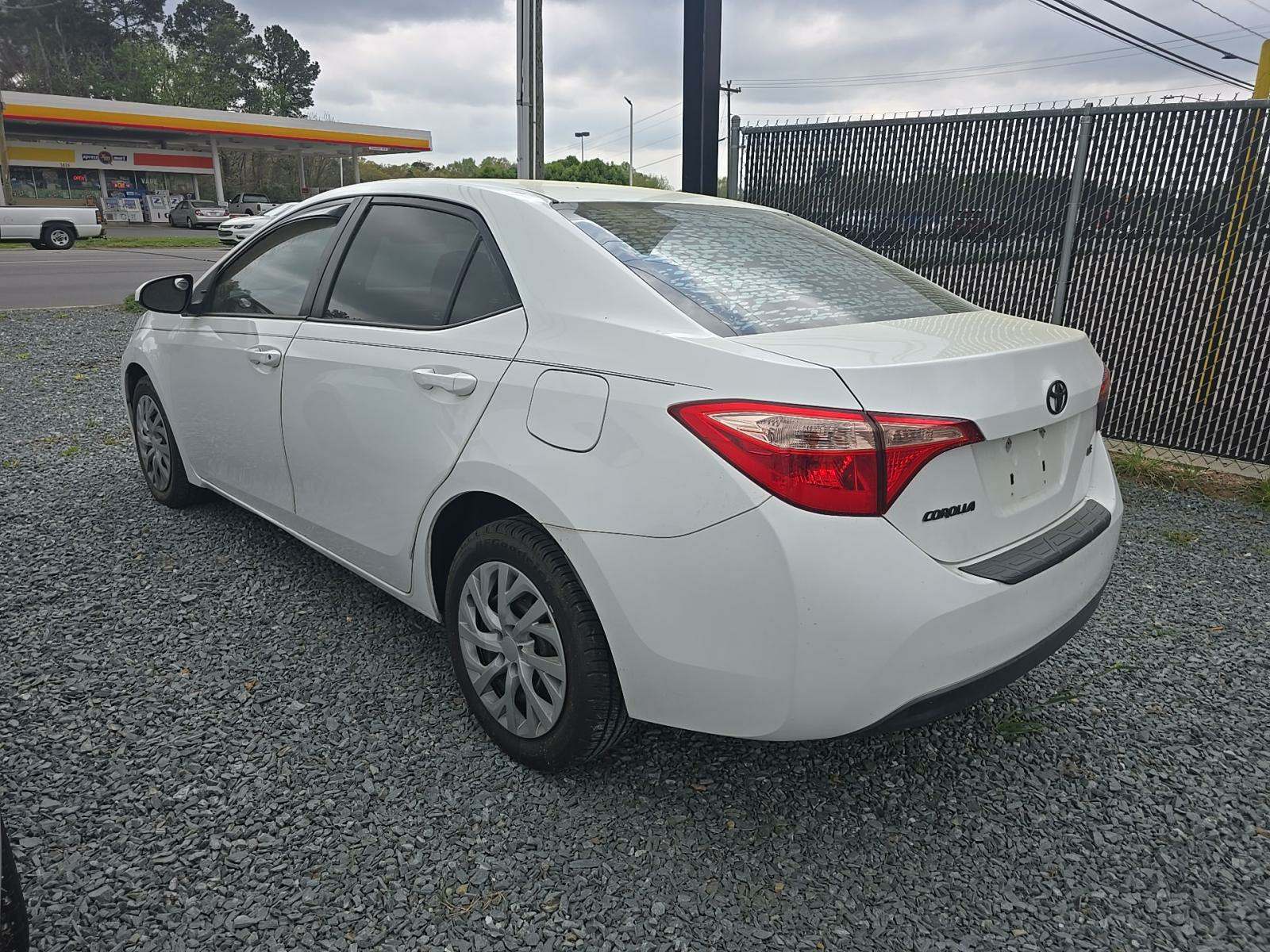 2018 Toyota Corolla LE FWD