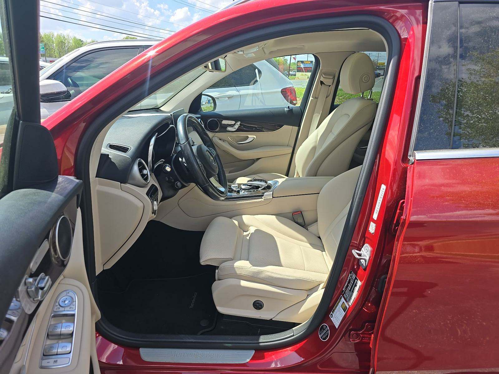 2016 Mercedes-Benz GLC GLC 300 AWD