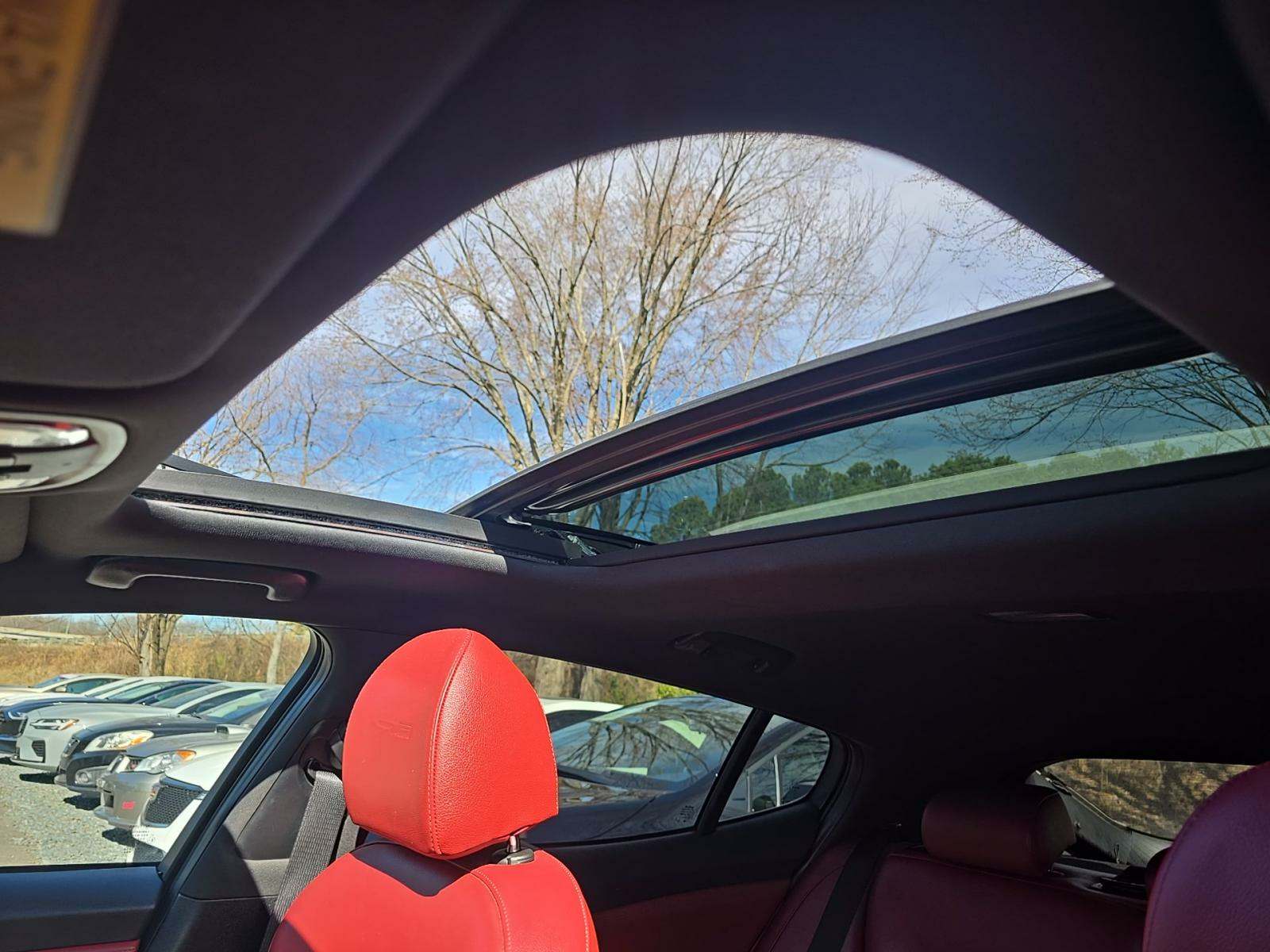 2022 Kia Stinger GT-Line RWD