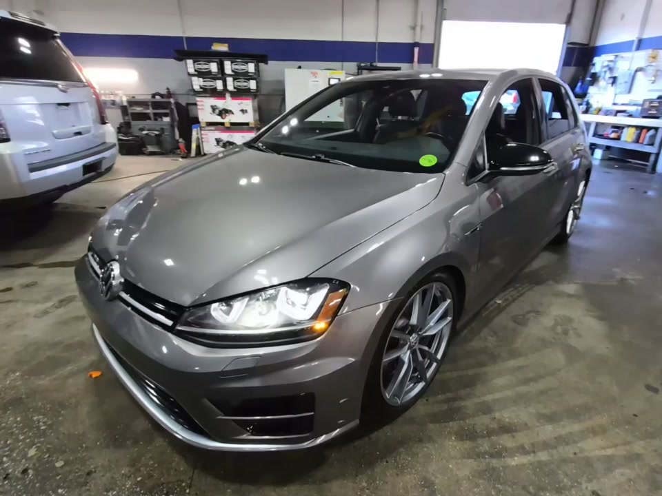 2017 Volkswagen Golf R 2.0T AWD