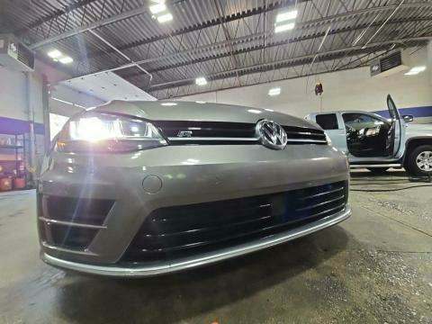 2017 Volkswagen Golf R 2.0T AWD