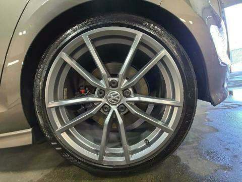 2017 Volkswagen Golf R 2.0T AWD