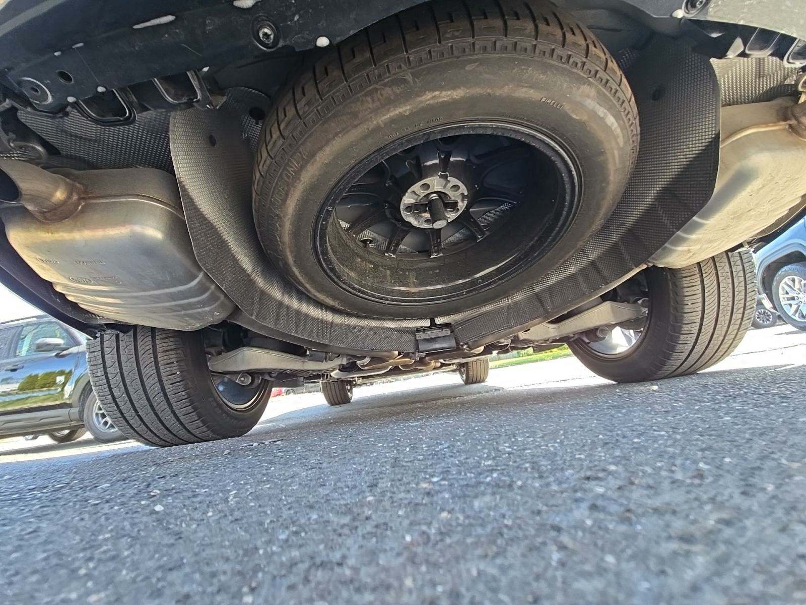 2024 Land Rover Discovery Dynamic SE AWD