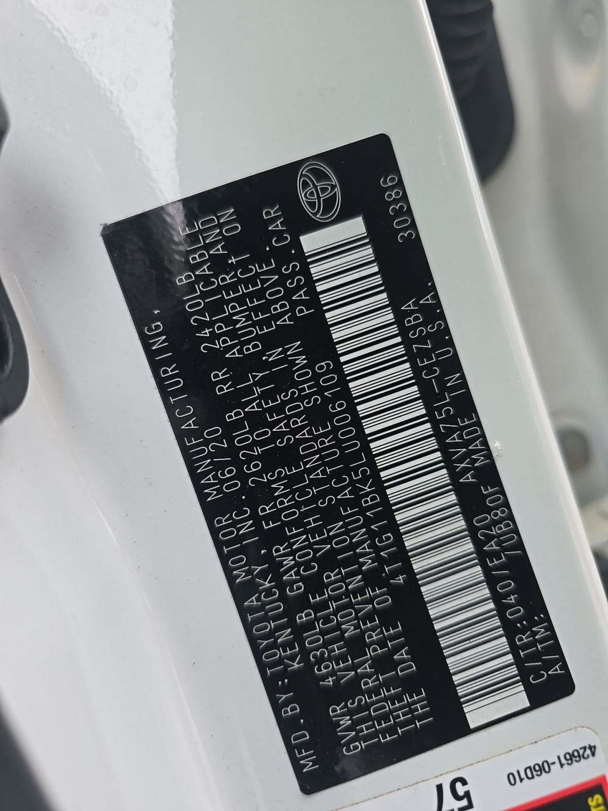 2020 Toyota Camry SE AWD