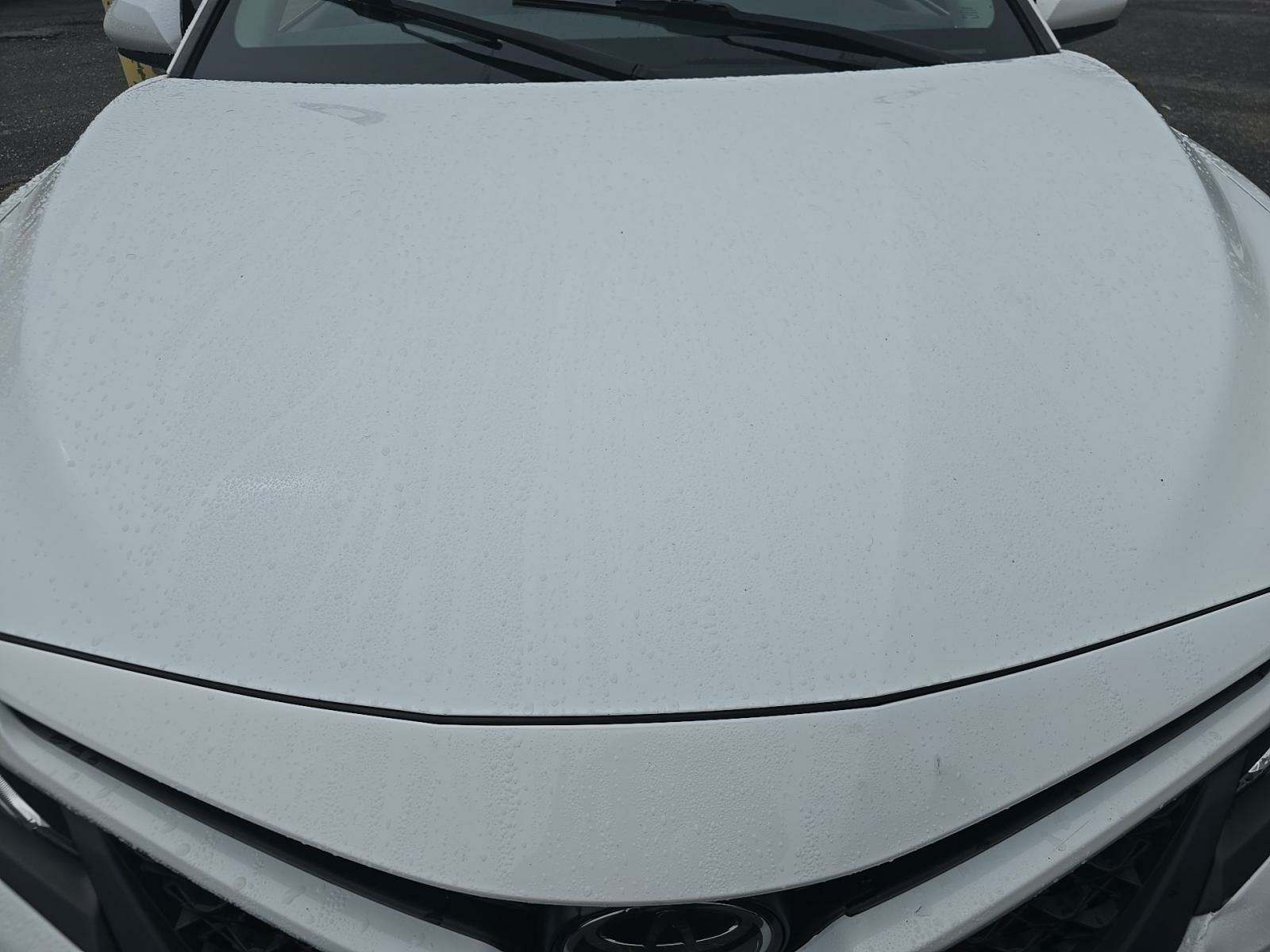 2020 Toyota Camry SE AWD