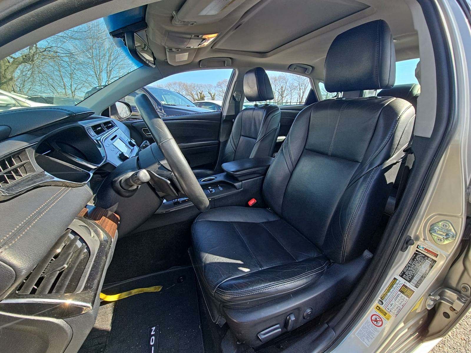 2013 Toyota Avalon XLE Touring FWD