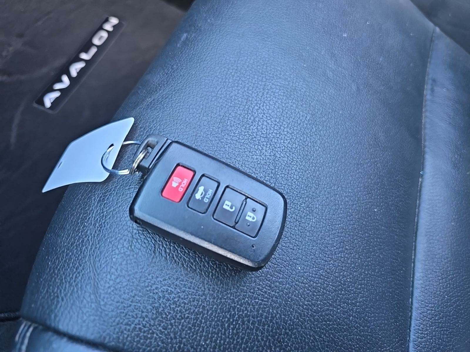 2013 Toyota Avalon XLE Touring FWD