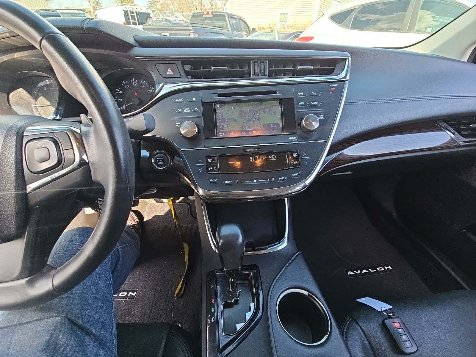 2013 Toyota Avalon XLE Touring FWD