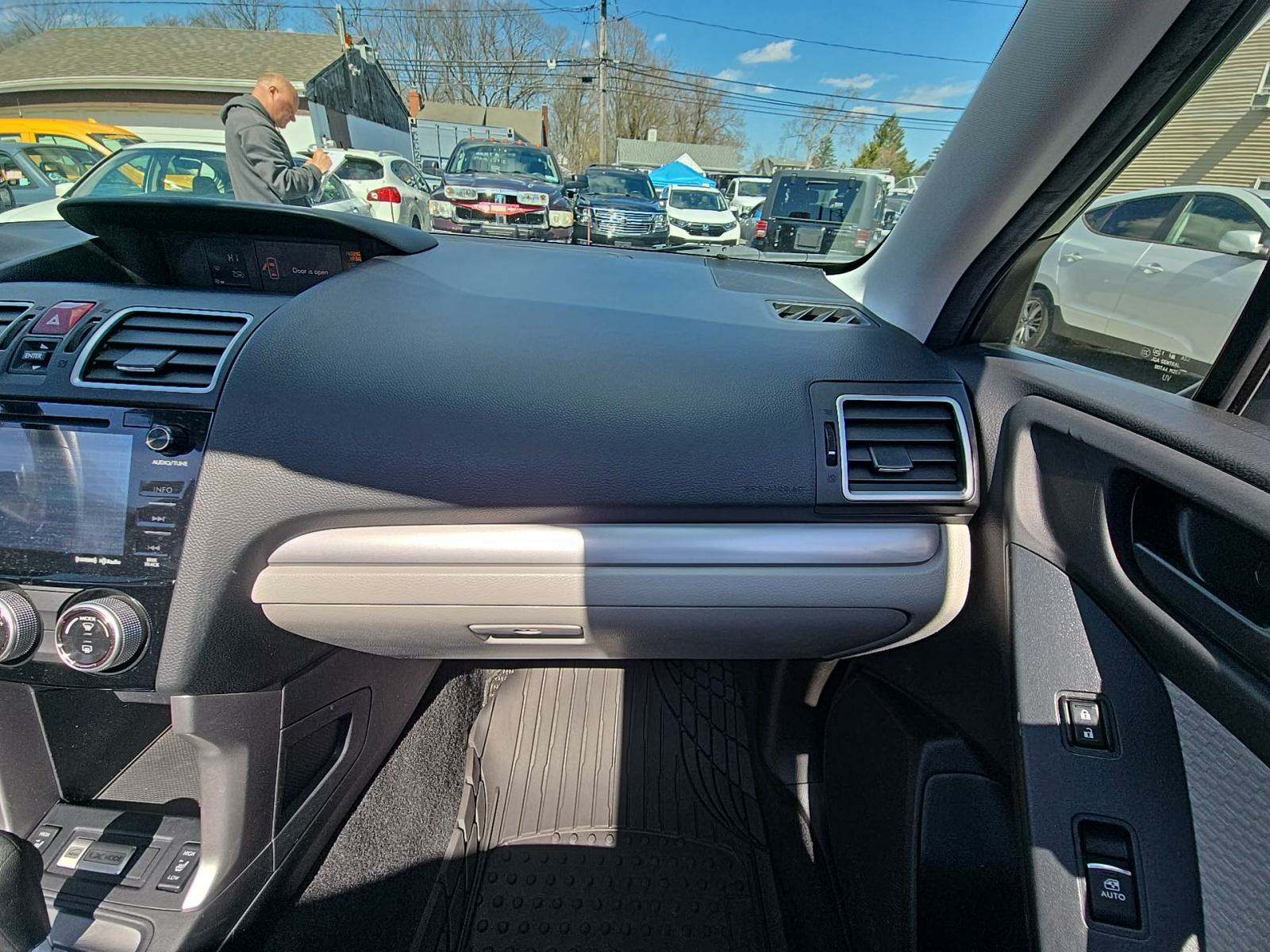 2017 Subaru Forester 2.5i Premium AWD