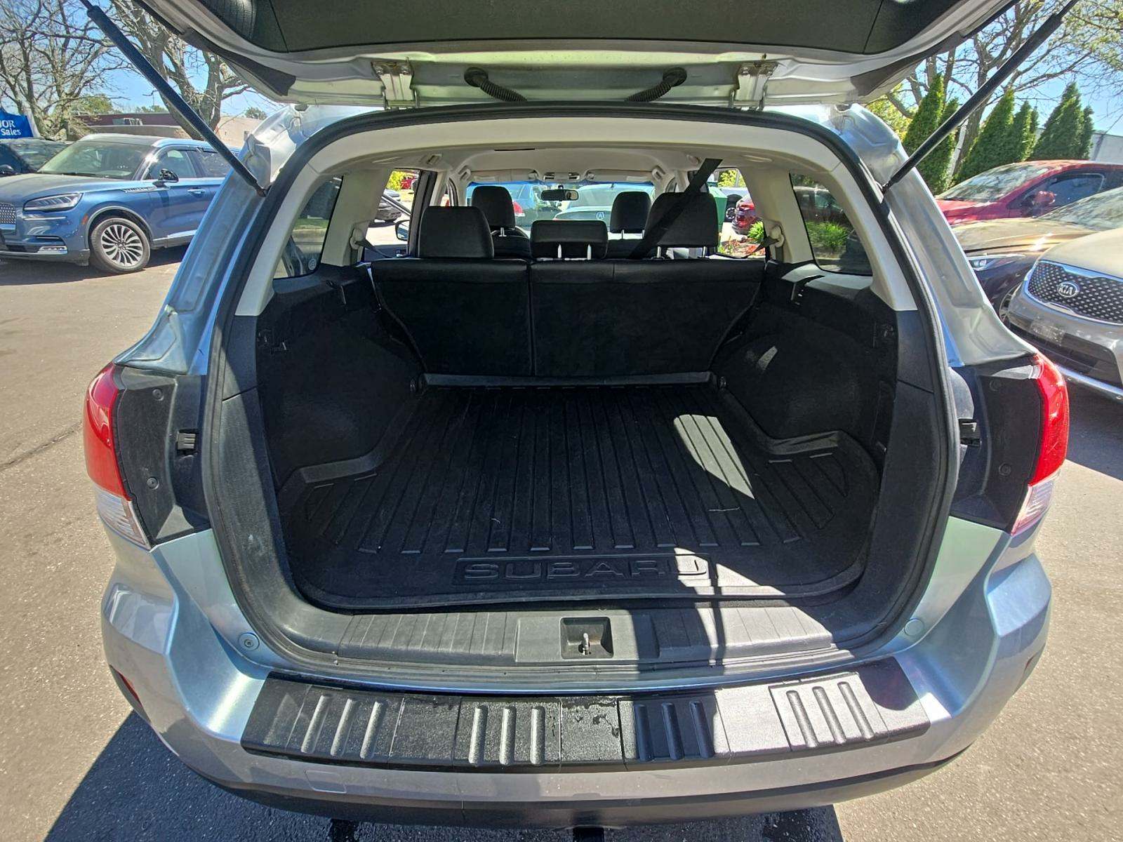 2013 Subaru Outback 3.6R Limited AWD