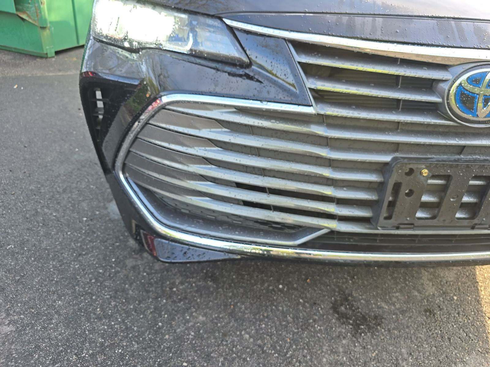 2019 Toyota Avalon Hybrid XLE FWD