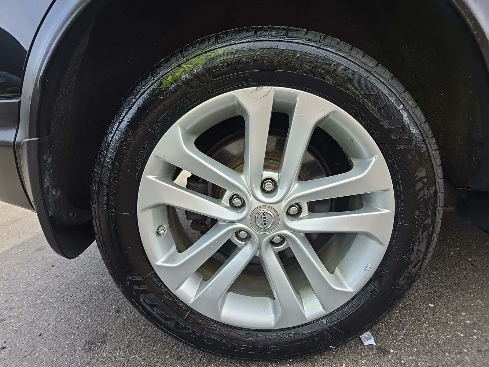 2017 Nissan Rogue Sport SV AWD