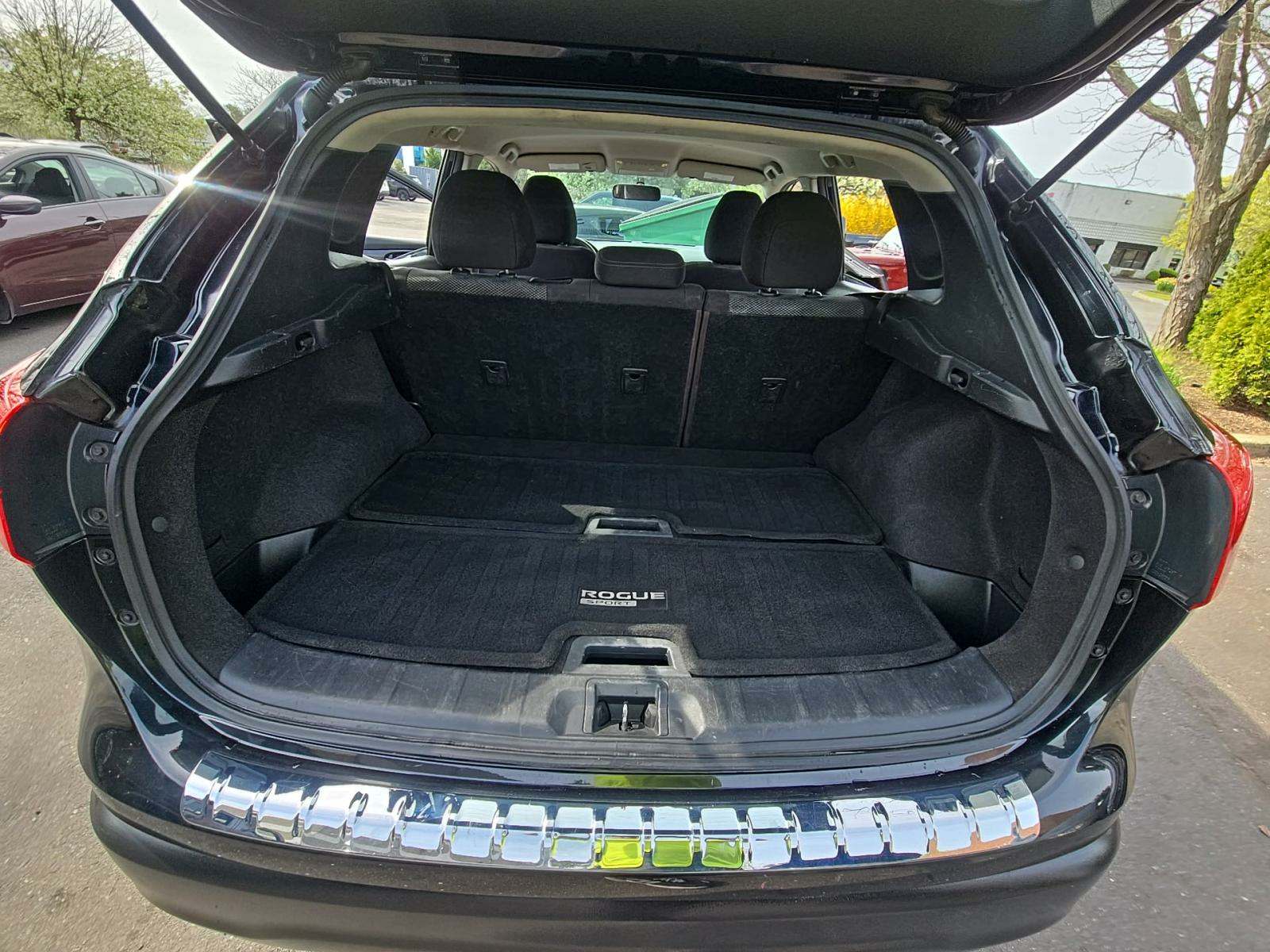 2017 Nissan Rogue Sport SV AWD