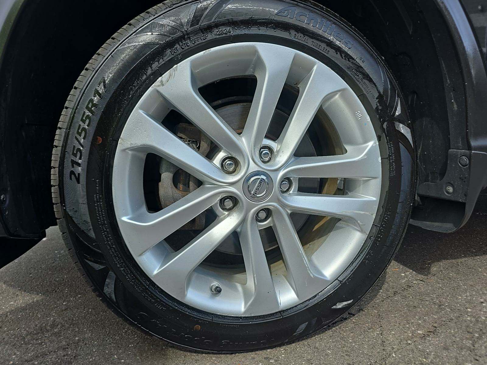 2017 Nissan Rogue Sport SV AWD