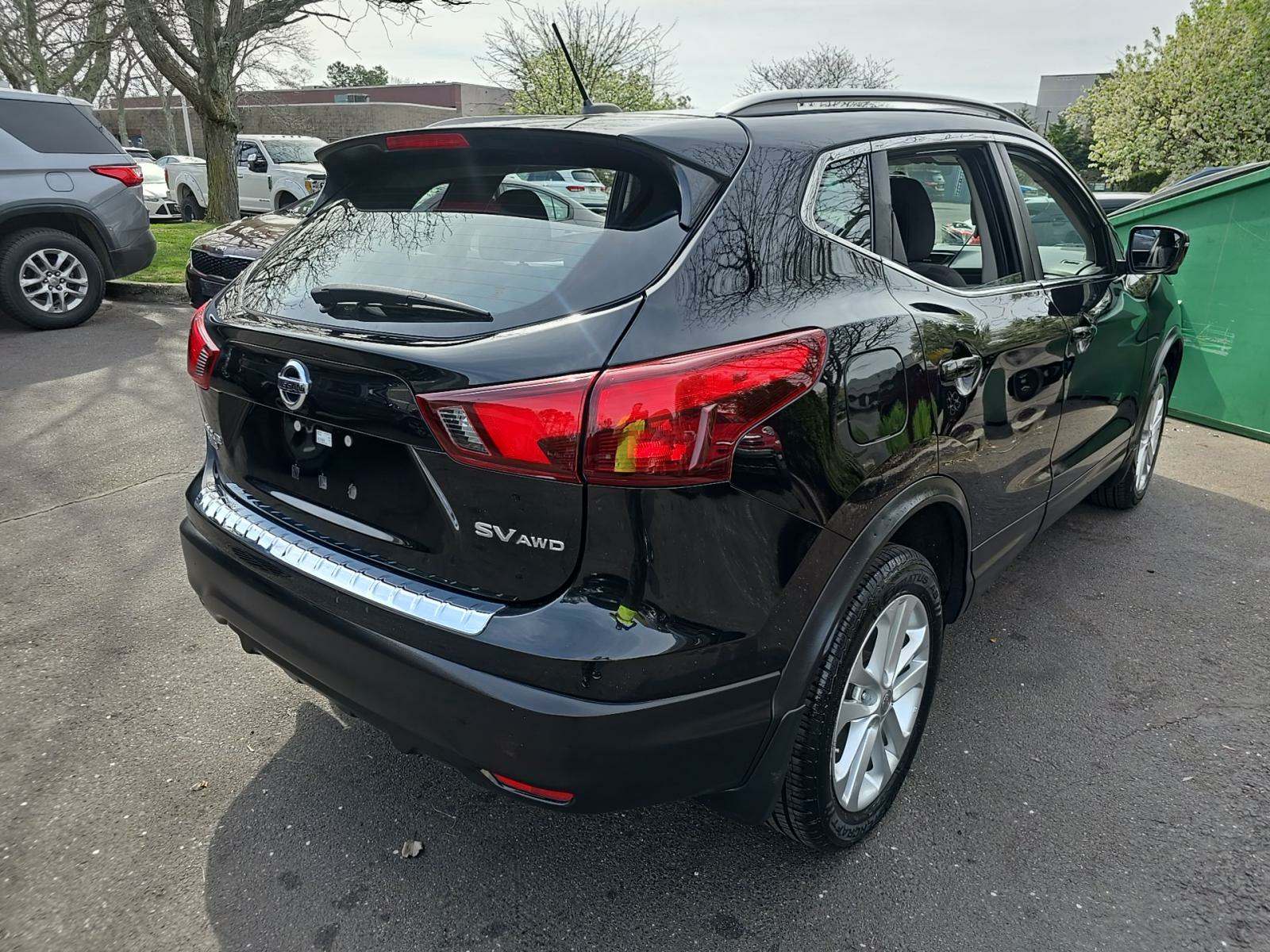 2017 Nissan Rogue Sport SV AWD