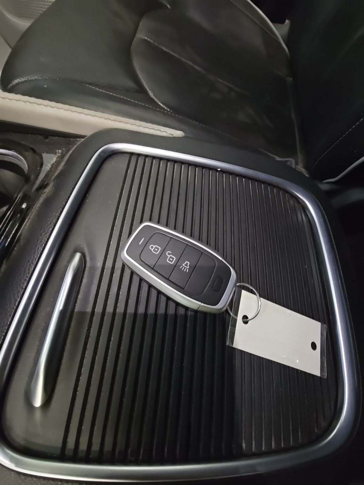 2022 Chrysler Pacifica Limited FWD