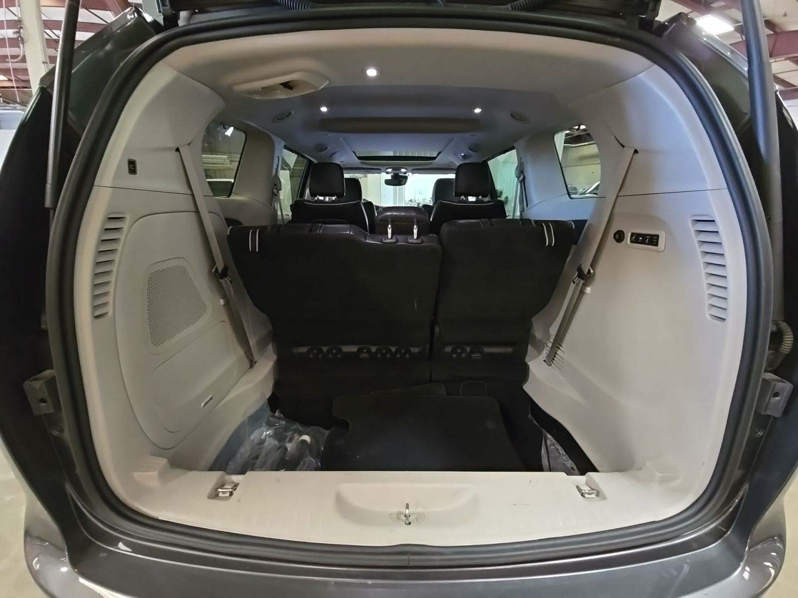 2022 Chrysler Pacifica Limited FWD