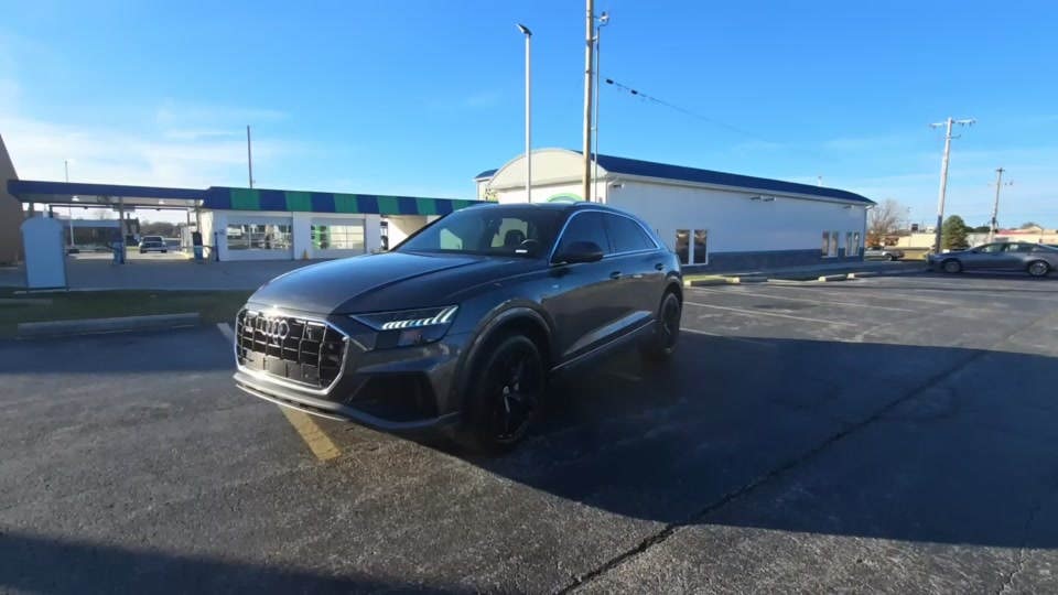 2021 Audi Q8 Premium Plus