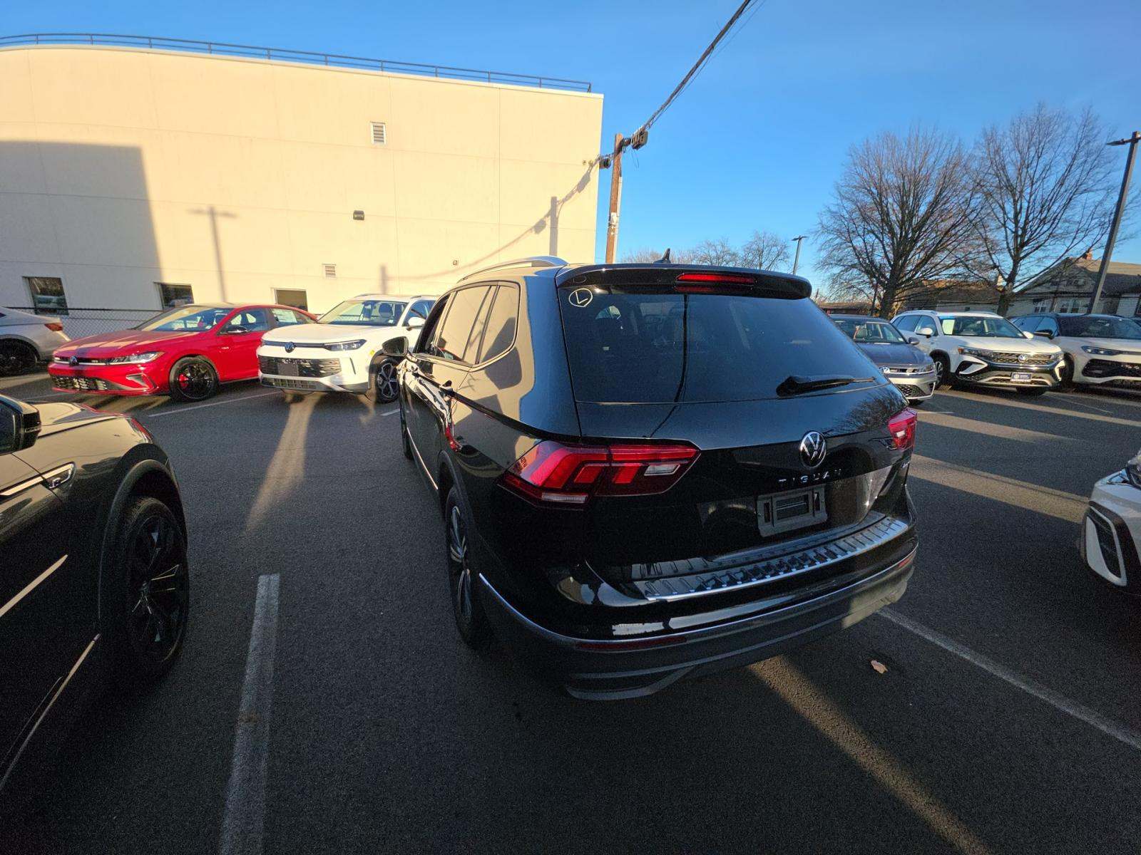 2024 Volkswagen Tiguan 2.0T Wolfsburg Edition AWD