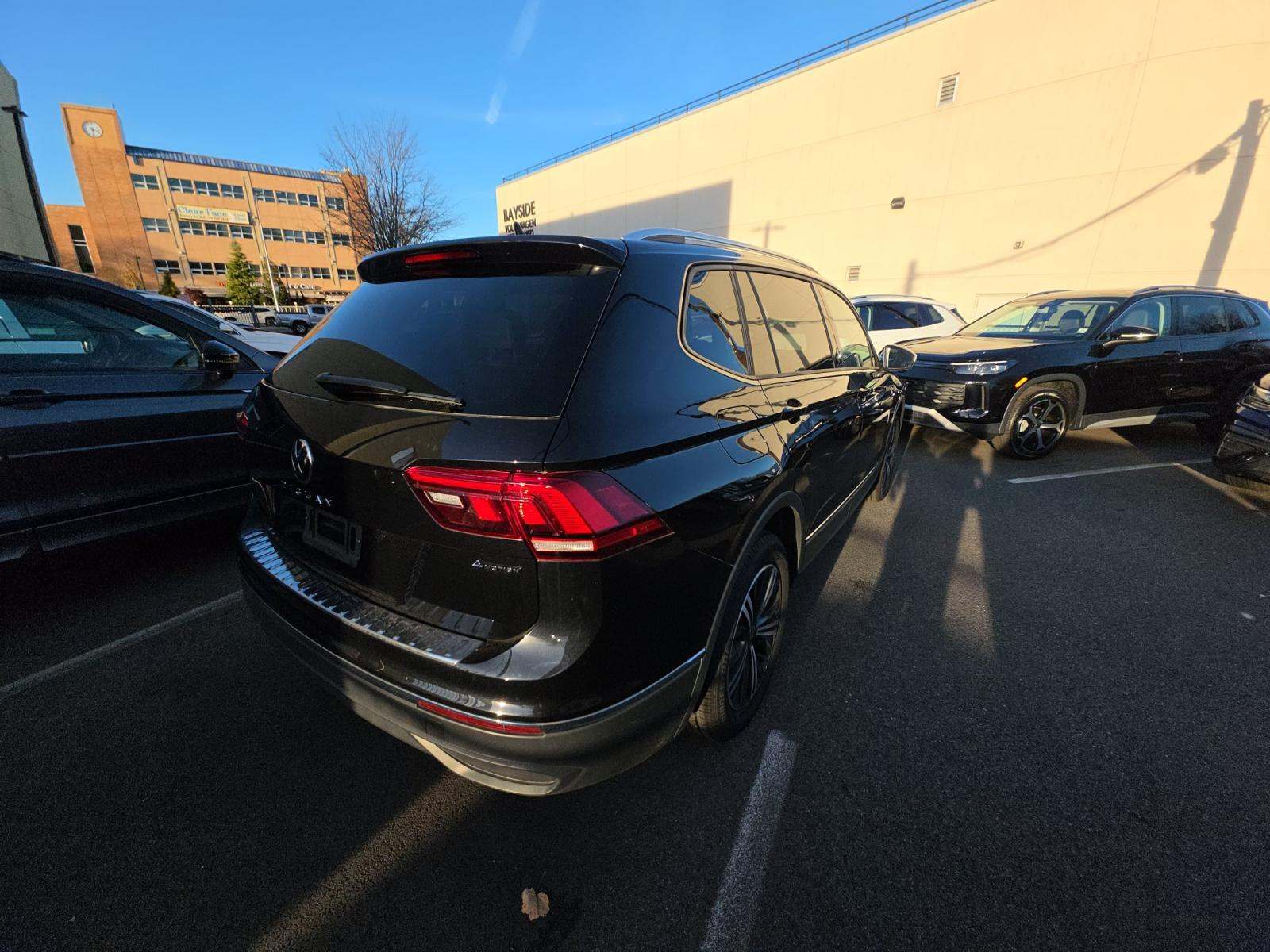 2024 Volkswagen Tiguan 2.0T Wolfsburg Edition AWD