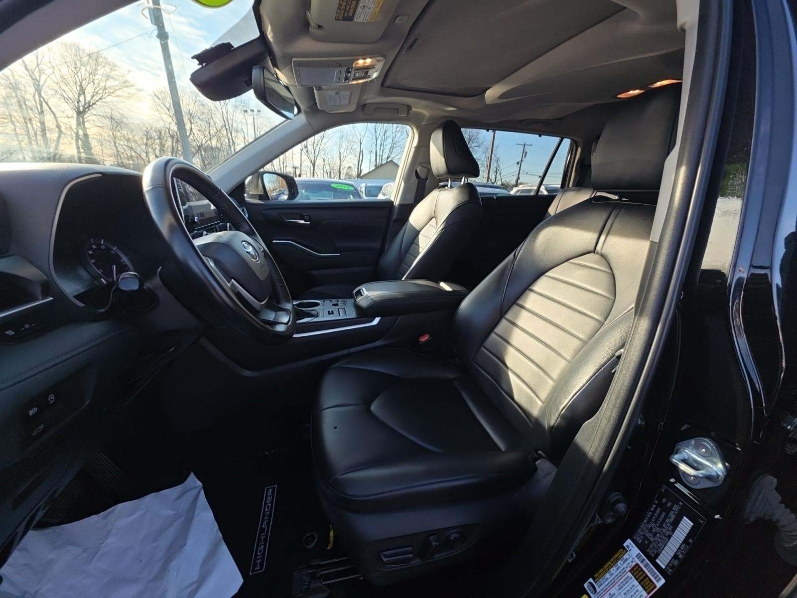 2023 Toyota Highlander XLE AWD