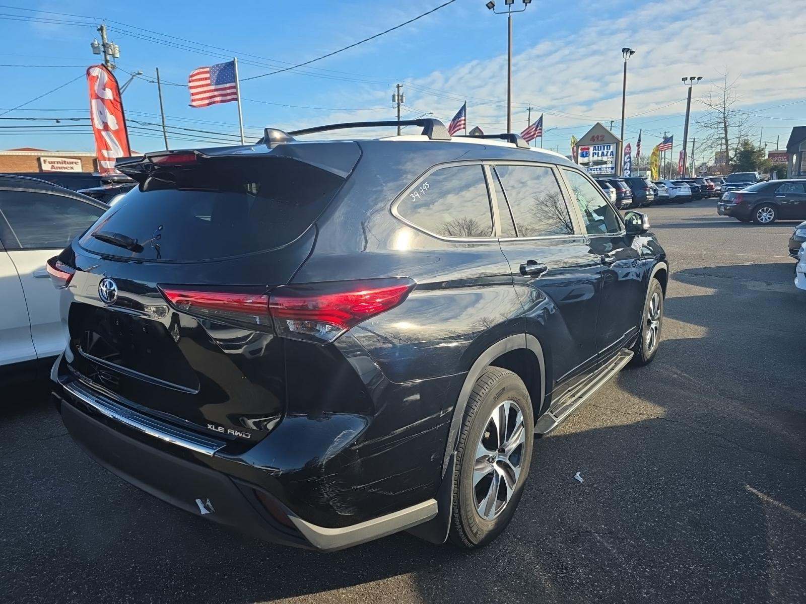 2023 Toyota Highlander XLE AWD