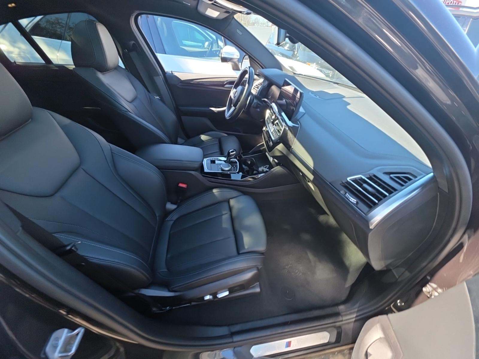 2023 BMW X4 M40i AWD