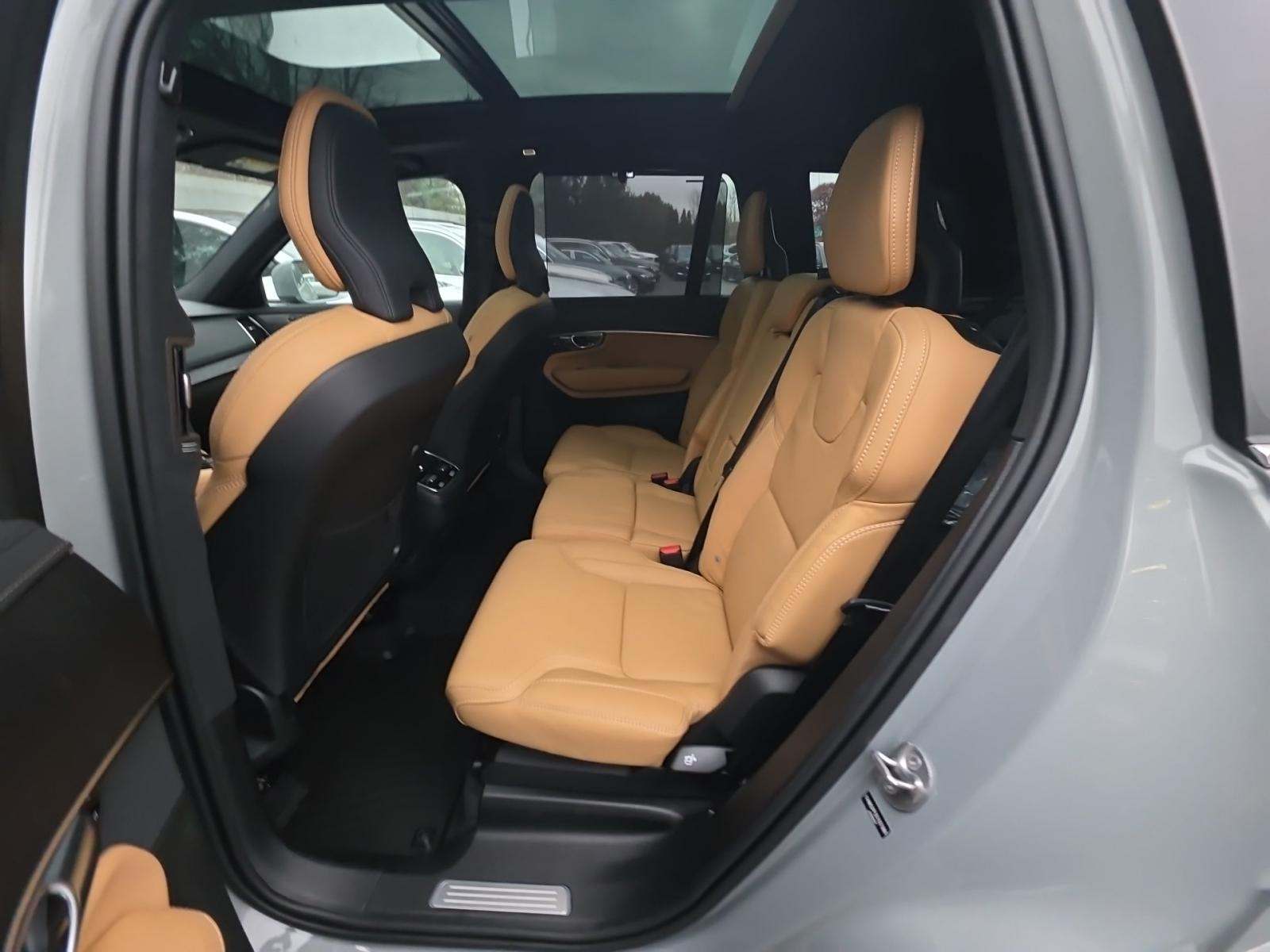 2025 Volvo XC90 B6 Ultra AWD