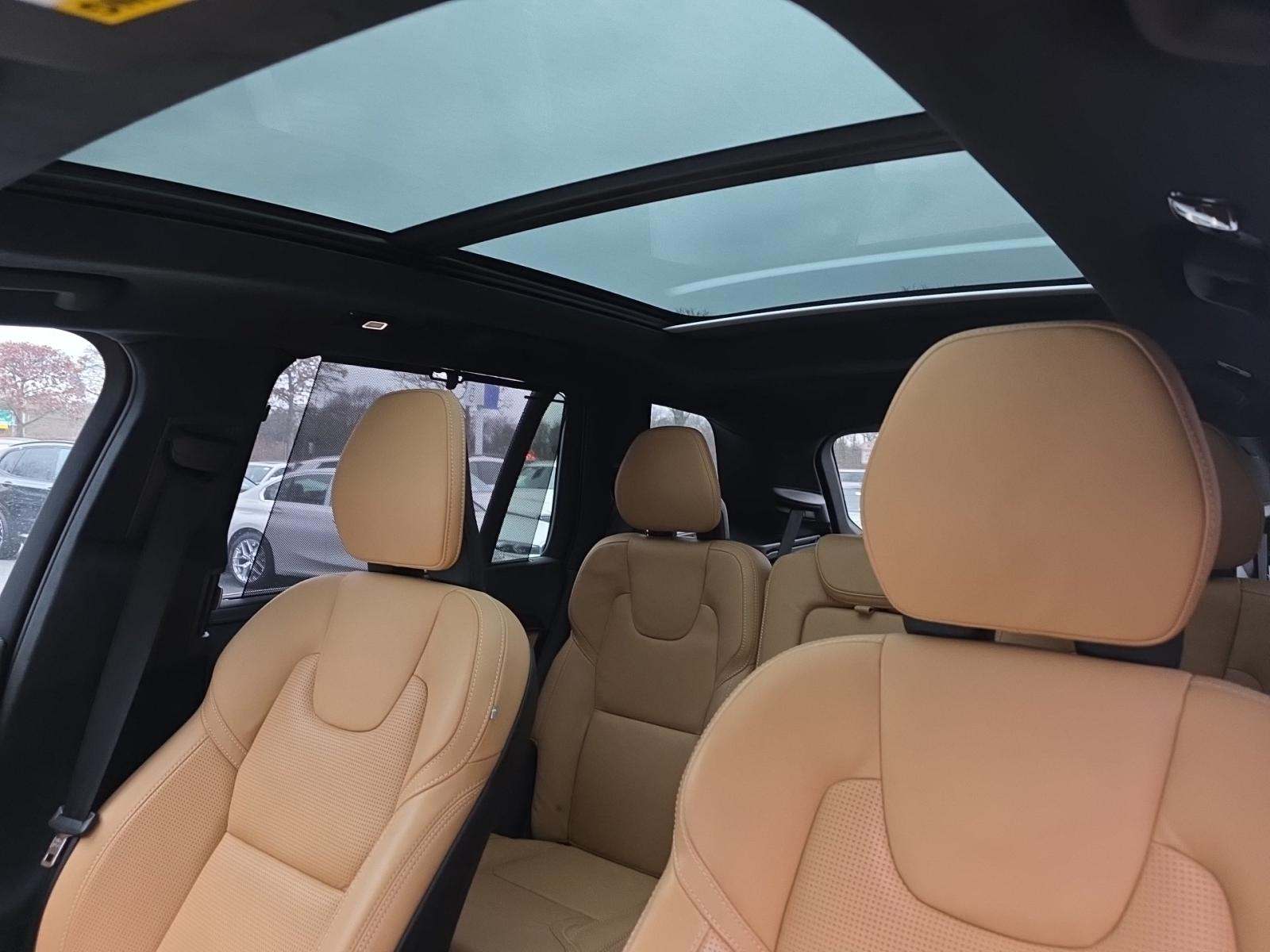 2025 Volvo XC90 B6 Ultra AWD