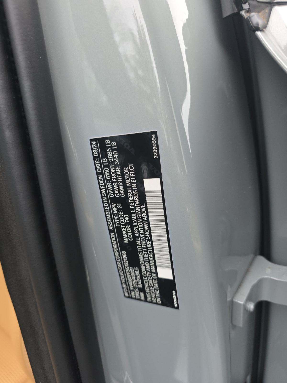 2025 Volvo XC90 B6 Ultra AWD