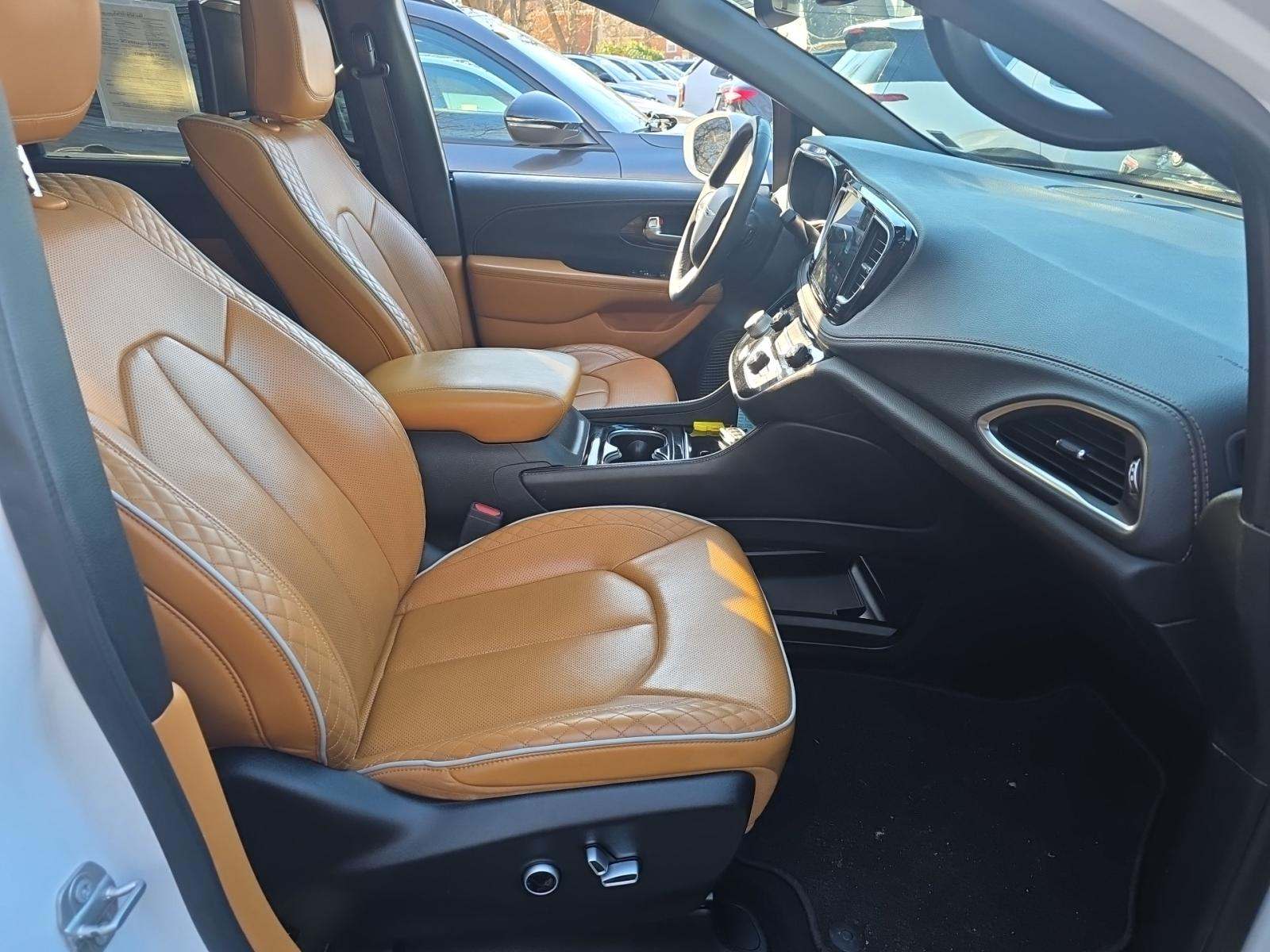 2022 Chrysler Pacifica Pinnacle AWD