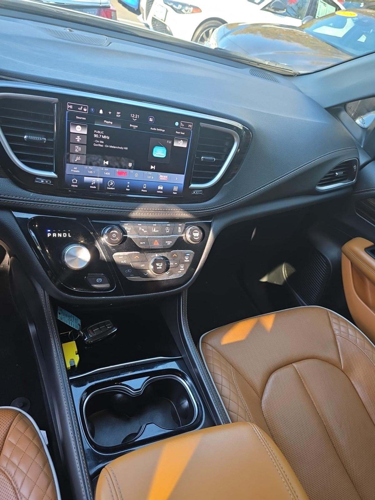 2022 Chrysler Pacifica Pinnacle AWD