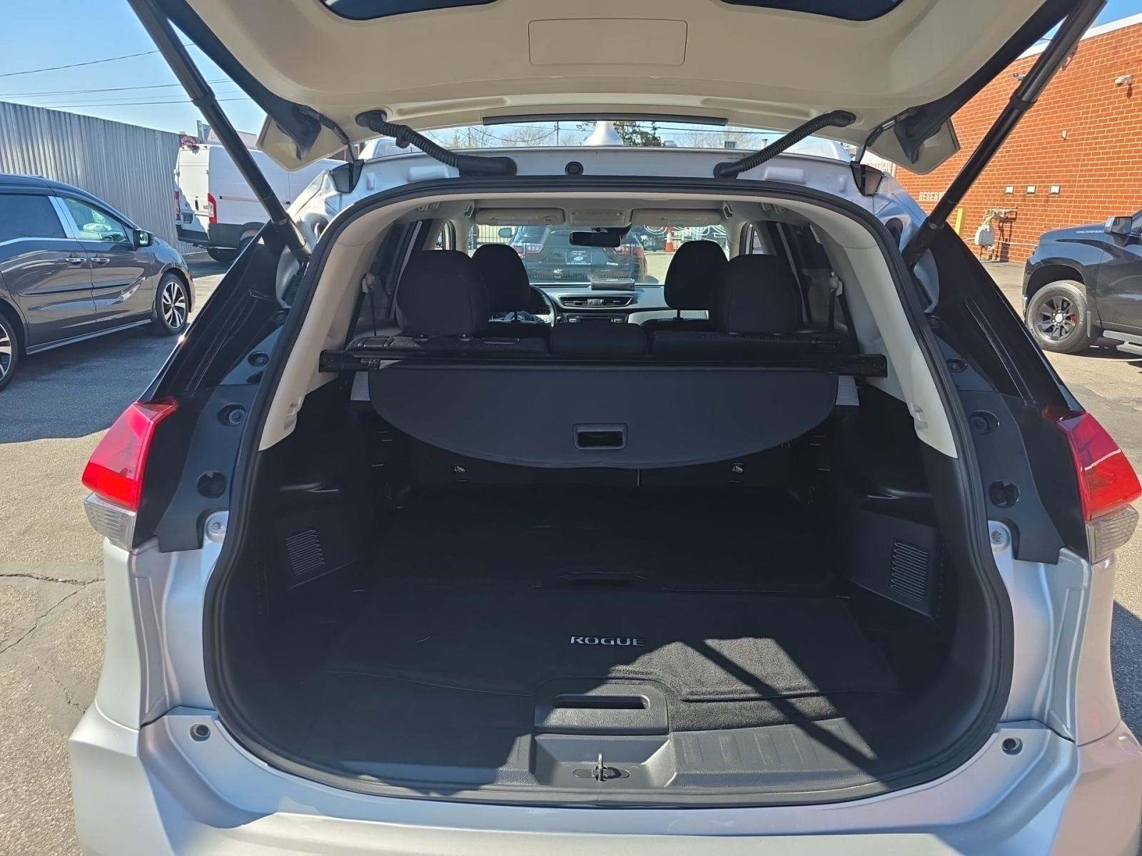 2020 Nissan Rogue SV AWD